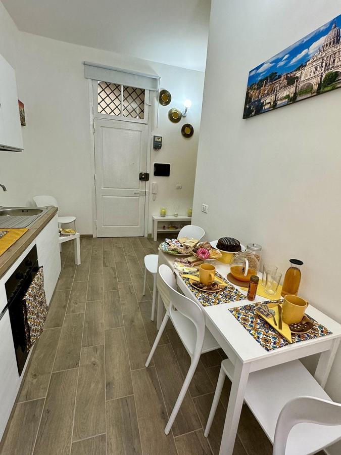 Paradise Suite Roma Centro ภายนอก รูปภาพ